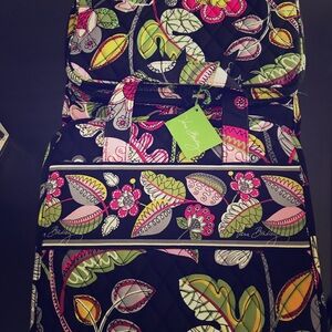 NWT Vera Bradley hanging organizer